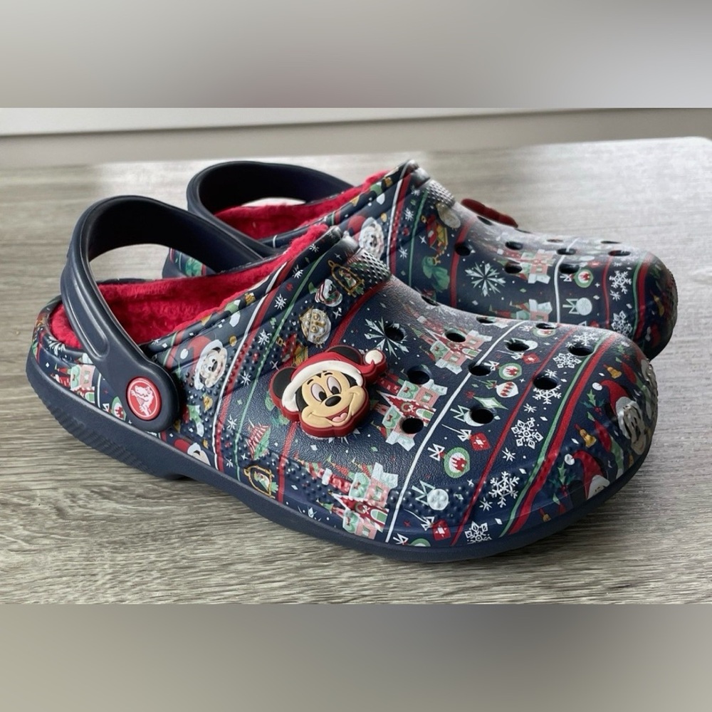 Disney Christmas Fur Lined Crocs Mickey Mouse Castle Wdw Light